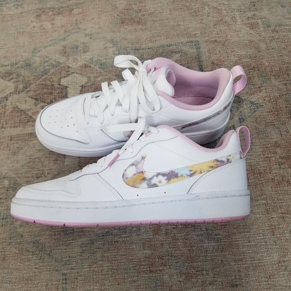 Nike Court borough low 2 SC floral swoosh size 7